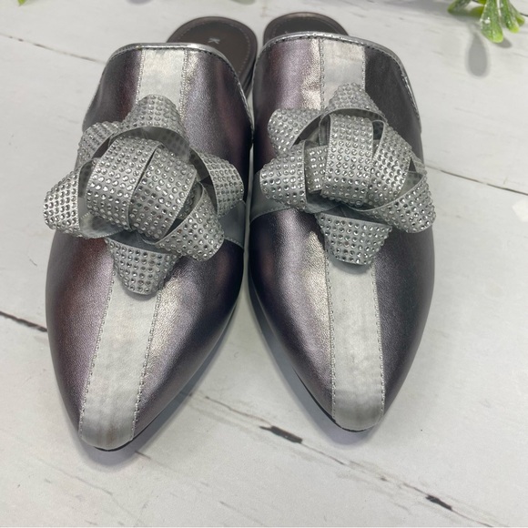 NWOT Katy Perry Gunmetal Christmas present The Stephanie Mule 6 M - Picture 4 of 9